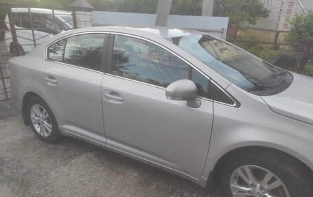 Toyota Avensis III рестайлинг, 2009 год, 999 000 рублей, 2 фотография