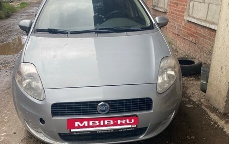 Fiat Punto III Punto Evo рестайлинг, 2006 год, 350 000 рублей, 4 фотография