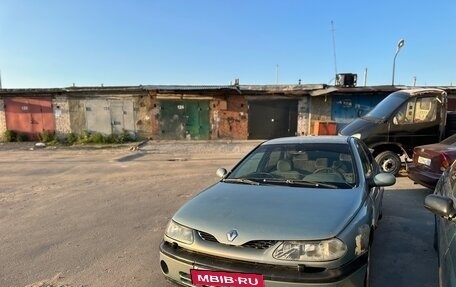 Renault Laguna II, 1999 год, 50 000 рублей, 2 фотография