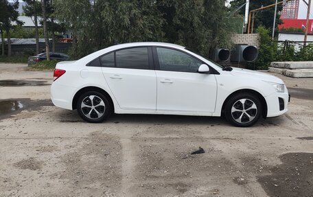 Chevrolet Cruze II, 2013 год, 670 000 рублей, 2 фотография