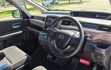 Honda Freed II, 2021 год, 1 410 000 рублей, 6 фотография