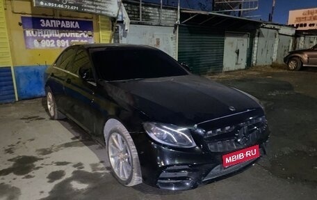 Mercedes-Benz E-Класс, 2019 год, 1 650 000 рублей, 1 фотография