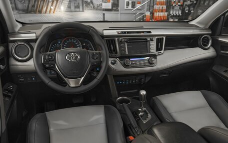Toyota RAV4, 2013 год, 1 599 000 рублей, 7 фотография