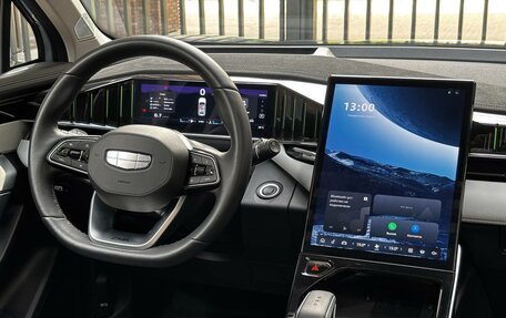 Geely Atlas, 2024 год, 2 710 000 рублей, 24 фотография