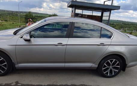 Volkswagen Passat B8 рестайлинг, 2017 год, 1 750 000 рублей, 8 фотография
