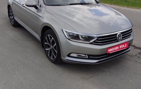 Volkswagen Passat B8 рестайлинг, 2017 год, 1 750 000 рублей, 3 фотография