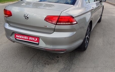 Volkswagen Passat B8 рестайлинг, 2017 год, 1 750 000 рублей, 6 фотография