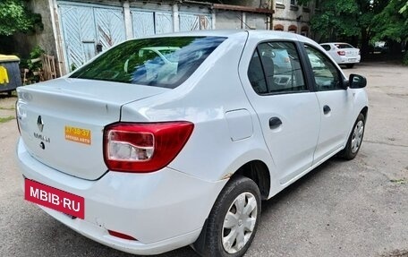 Renault Logan II, 2015 год, 355 000 рублей, 3 фотография