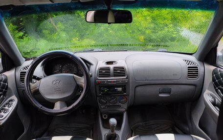 Hyundai Accent II, 2001 год, 215 000 рублей, 21 фотография