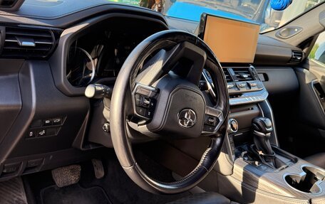 Toyota Land Cruiser, 2022 год, 11 700 000 рублей, 13 фотография