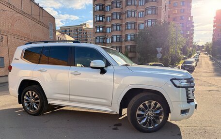 Toyota Land Cruiser, 2022 год, 11 700 000 рублей, 15 фотография
