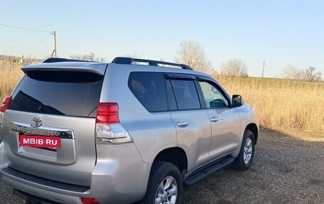 Toyota Land Cruiser Prado 150 рестайлинг 2, 2010 год, 3 000 000 рублей, 4 фотография