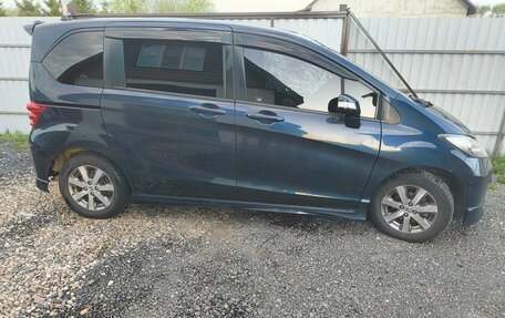 Honda Freed I, 2009 год, 899 000 рублей, 7 фотография