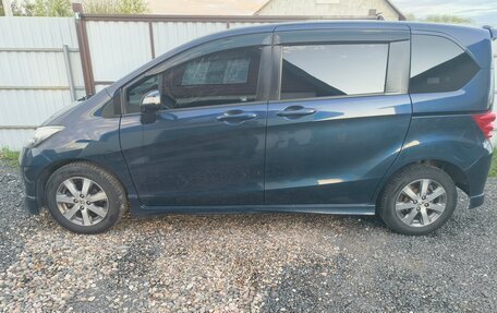Honda Freed I, 2009 год, 899 000 рублей, 2 фотография