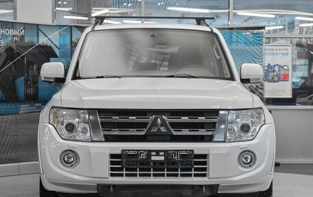 Mitsubishi Pajero IV, 2011 год, 1 749 000 рублей, 2 фотография