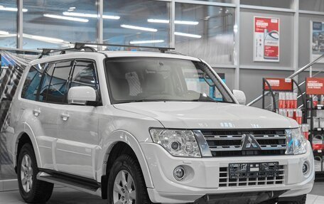 Mitsubishi Pajero IV, 2011 год, 1 749 000 рублей, 3 фотография