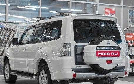 Mitsubishi Pajero IV, 2011 год, 1 749 000 рублей, 4 фотография