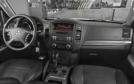 Mitsubishi Pajero IV, 2011 год, 1 749 000 рублей, 9 фотография