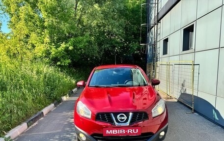 Nissan Qashqai, 2011 год, 860 000 рублей, 2 фотография