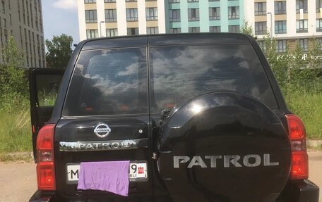 Nissan Patrol, 2008 год, 1 800 000 рублей, 10 фотография