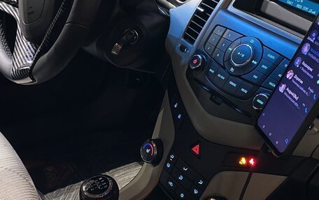 Chevrolet Cruze II, 2011 год, 650 000 рублей, 2 фотография