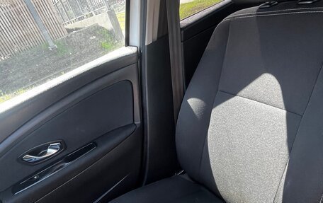 Renault Fluence I, 2014 год, 530 000 рублей, 27 фотография