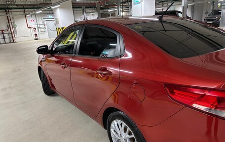 KIA Rio III рестайлинг, 2015 год, 880 000 рублей, 5 фотография
