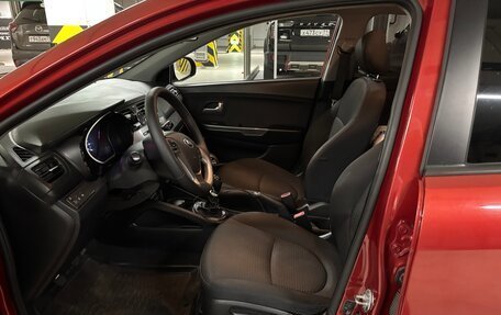 KIA Rio III рестайлинг, 2015 год, 880 000 рублей, 9 фотография