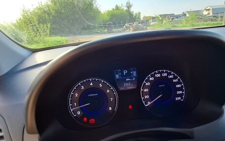 Hyundai Solaris II рестайлинг, 2015 год, 1 200 000 рублей, 2 фотография