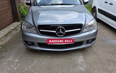 Mercedes-Benz C-Класс, 2008 год, 850 000 рублей, 1 фотография