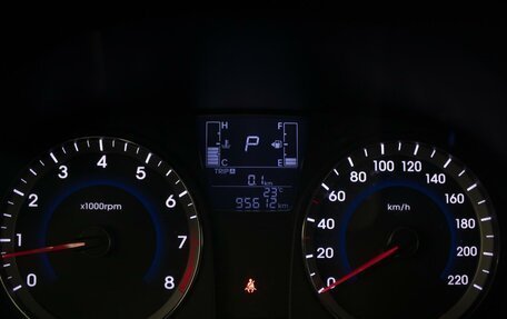 Hyundai Solaris II рестайлинг, 2014 год, 1 040 000 рублей, 13 фотография