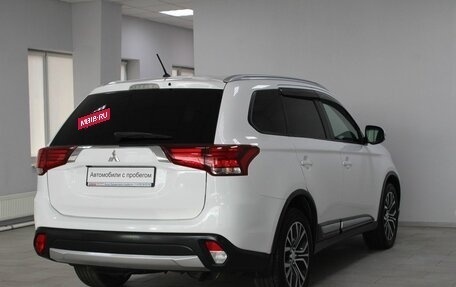 Mitsubishi Outlander III рестайлинг 3, 2015 год, 1 559 900 рублей, 6 фотография