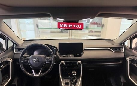 Toyota RAV4, 2023 год, 3 800 500 рублей, 11 фотография