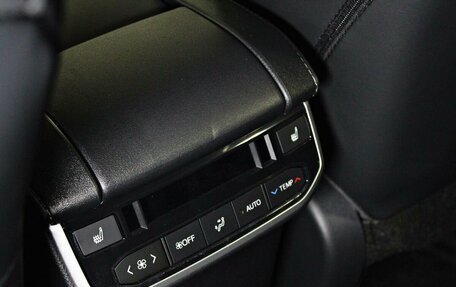 Toyota Highlander, 2026 год, 5 690 000 рублей, 26 фотография