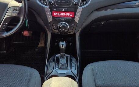 Hyundai Santa Fe III рестайлинг, 2014 год, 1 678 000 рублей, 13 фотография