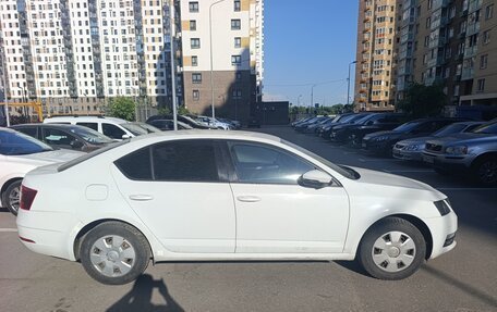 Skoda Octavia, 2019 год, 900 000 рублей, 2 фотография