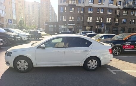 Skoda Octavia, 2019 год, 900 000 рублей, 3 фотография
