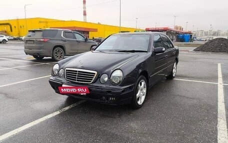 Mercedes-Benz E-Класс, 1999 год, 600 000 рублей, 9 фотография
