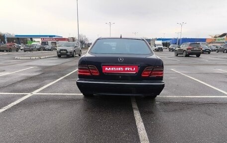 Mercedes-Benz E-Класс, 1999 год, 600 000 рублей, 5 фотография