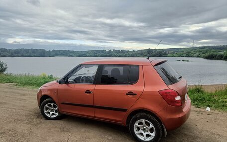 Skoda Fabia II, 2008 год, 430 000 рублей, 2 фотография
