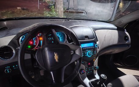 Chevrolet Cruze II, 2013 год, 695 000 рублей, 10 фотография