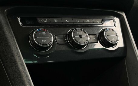Volkswagen Tiguan II, 2017 год, 2 155 900 рублей, 19 фотография
