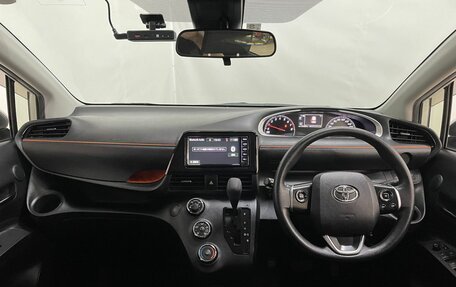 Toyota Sienta II, 2019 год, 1 470 000 рублей, 11 фотография