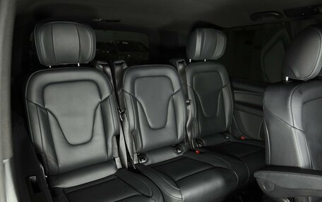 Mercedes-Benz V-Класс, 2015 год, 3 299 000 рублей, 18 фотография