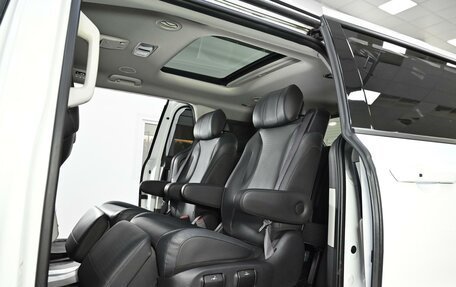 KIA Carnival, 2021 год, 3 399 000 рублей, 24 фотография