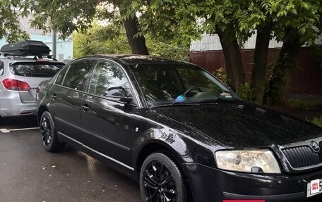 Skoda Superb III рестайлинг, 2007 год, 500 000 рублей, 3 фотография