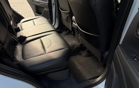 Mitsubishi Outlander III рестайлинг 3, 2015 год, 1 695 000 рублей, 37 фотография
