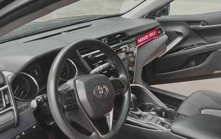 Toyota Camry, 2018 год, 2 650 000 рублей, 13 фотография