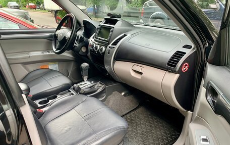 Mitsubishi Pajero Sport II рестайлинг, 2014 год, 2 335 000 рублей, 17 фотография