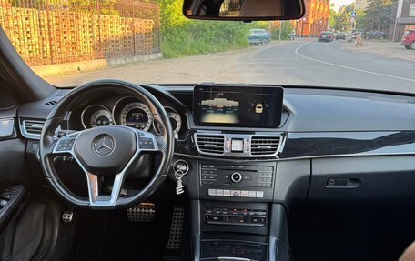 Mercedes-Benz E-Класс, 2015 год, 2 500 000 рублей, 8 фотография